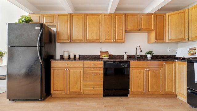 993 Massachusetts Ave 203, Arlington, MA 02476