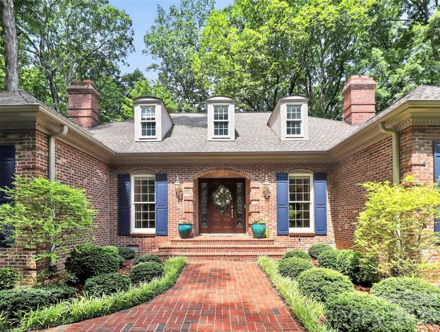 971 Stanley Lucia Road, Mount Holly, NC 28120