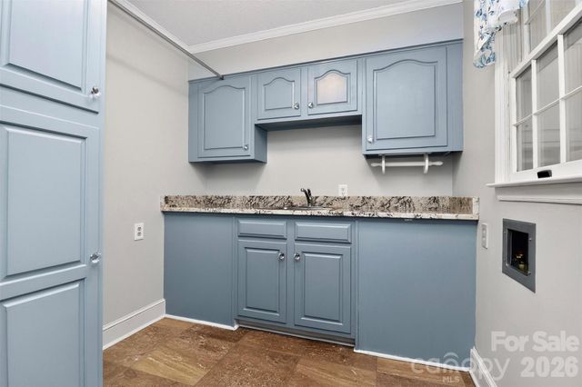 971 Stanley Lucia Road, Mount Holly, NC 28120
