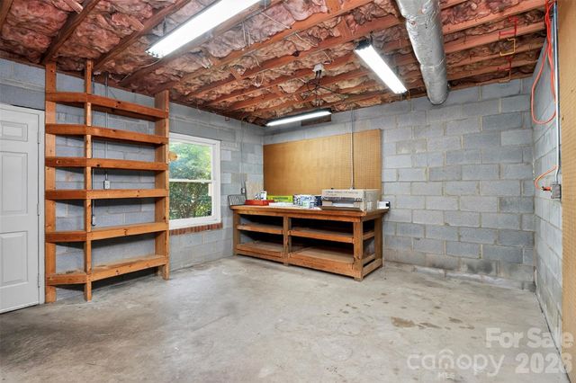 971 Stanley Lucia Road, Mount Holly, NC 28120