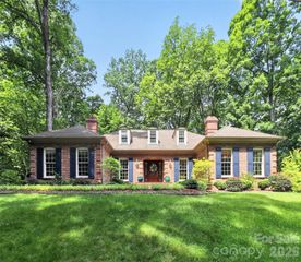971 Stanley Lucia Road, Mount Holly, NC 28120