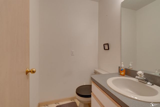 10223 Summerfield Road, Temperance, MI 48182