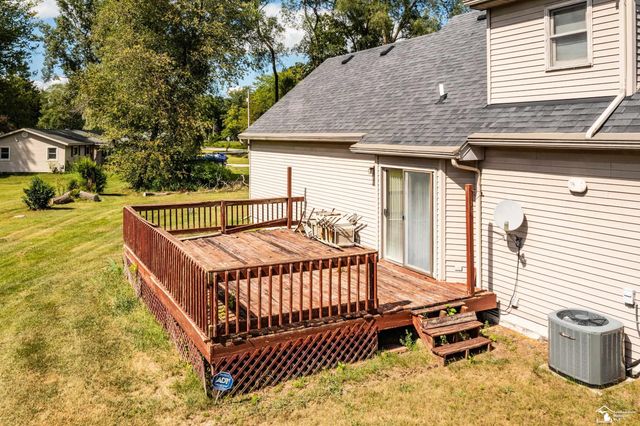 10223 Summerfield Road, Temperance, MI 48182