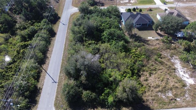 880 GULF LANE, Lehigh Acres, FL 33974
