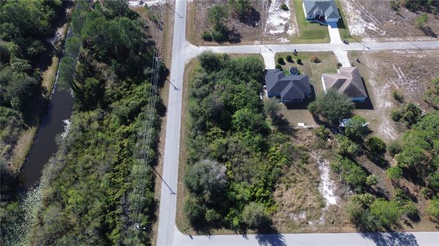 880 GULF LANE, Lehigh Acres, FL 33974