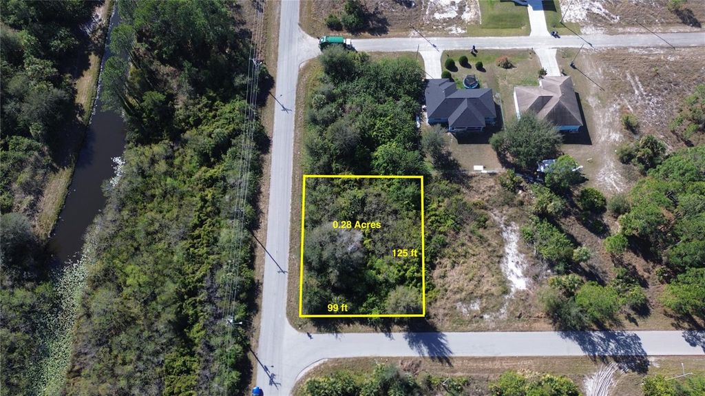 880 GULF LANE, Lehigh Acres, FL 33974