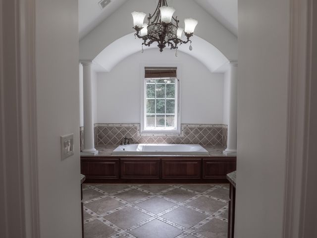 602 Westcrest Dr, Nashville, TN 37211