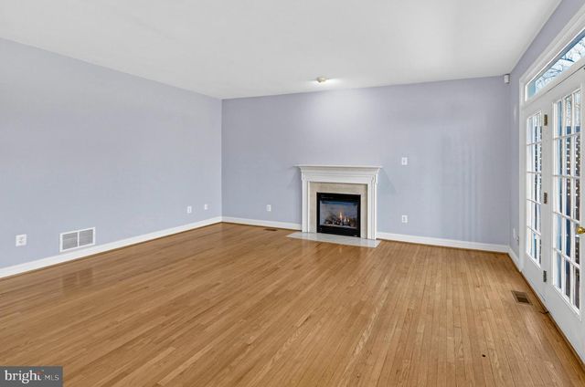 11913 HUNTERS LN, Rockville, MD 20852