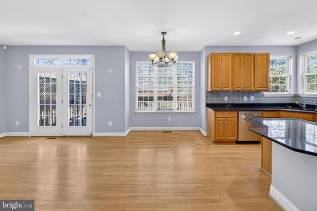 11913 HUNTERS LN, Rockville, MD 20852