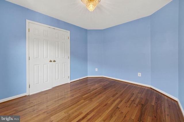 11913 HUNTERS LN, Rockville, MD 20852