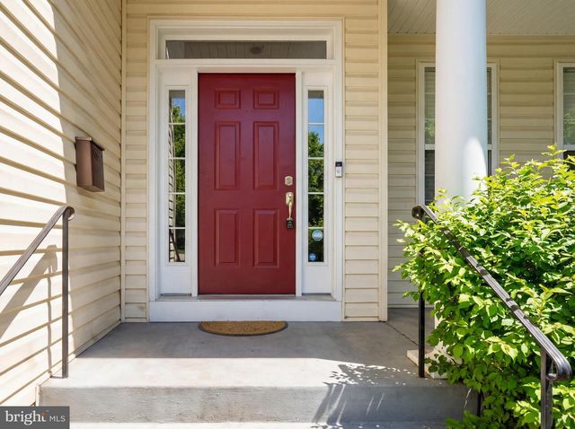 11913 HUNTERS LN, Rockville, MD 20852