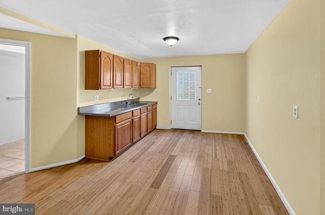 11913 HUNTERS LN, Rockville, MD 20852