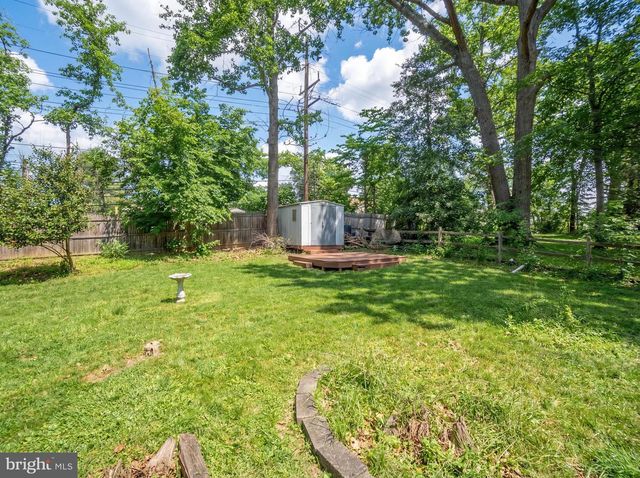 11913 HUNTERS LN, Rockville, MD 20852