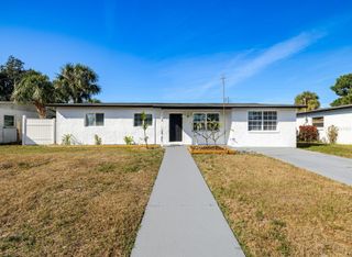 6016 AMBASSADOR DRIVE, Tampa, FL 33615
