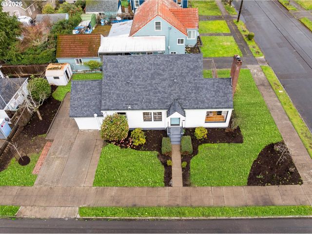 6435 Ne BROADWAY, Portland, OR 97213