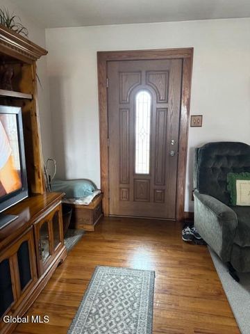1615 Bernice Street, Rotterdam, NY 12303
