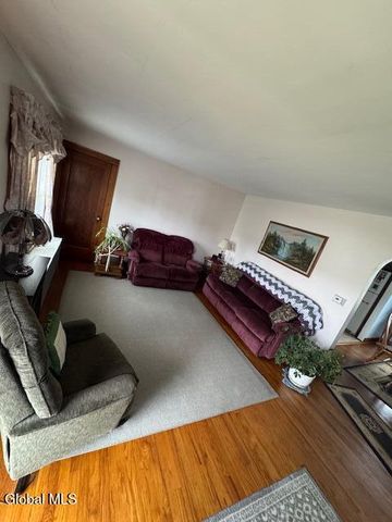 1615 Bernice Street, Rotterdam, NY 12303