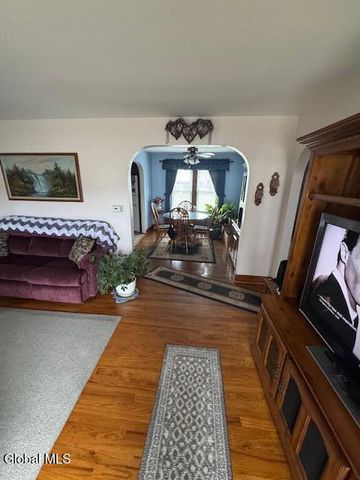 1615 Bernice Street, Rotterdam, NY 12303