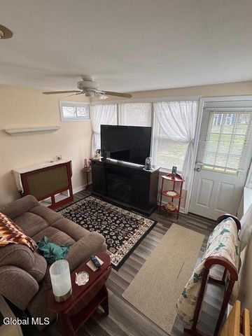 1615 Bernice Street, Rotterdam, NY 12303