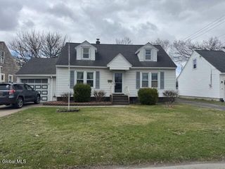 1615 Bernice Street, Rotterdam, NY 12303