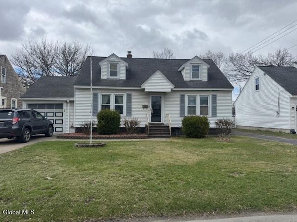 1615 Bernice Street, Rotterdam, NY 12303