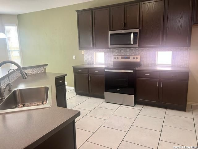 10610 CANYON RIV, Helotes, TX 78023
