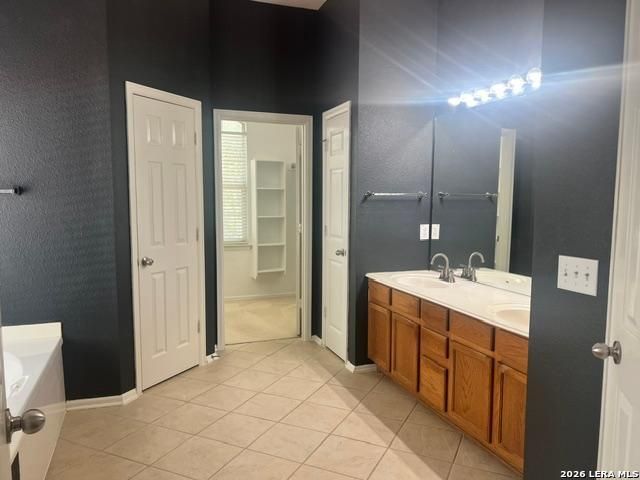 10610 CANYON RIV, Helotes, TX 78023