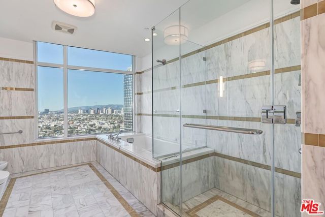 1 W Century Drive 21A, Los Angeles, CA 90067