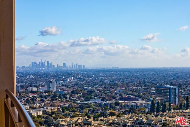 1 W Century Drive 21A, Los Angeles, CA 90067
