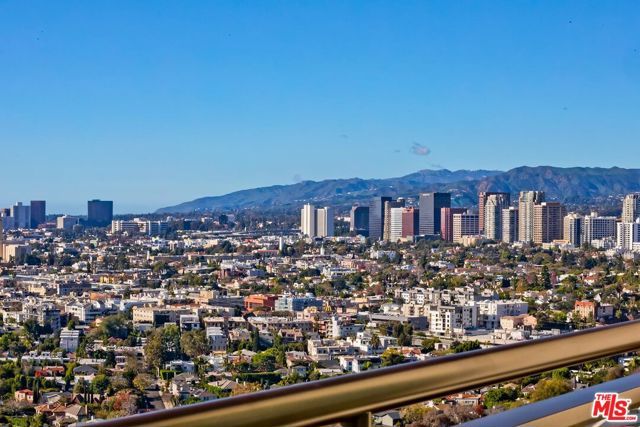 1 W Century Drive 21A, Los Angeles, CA 90067