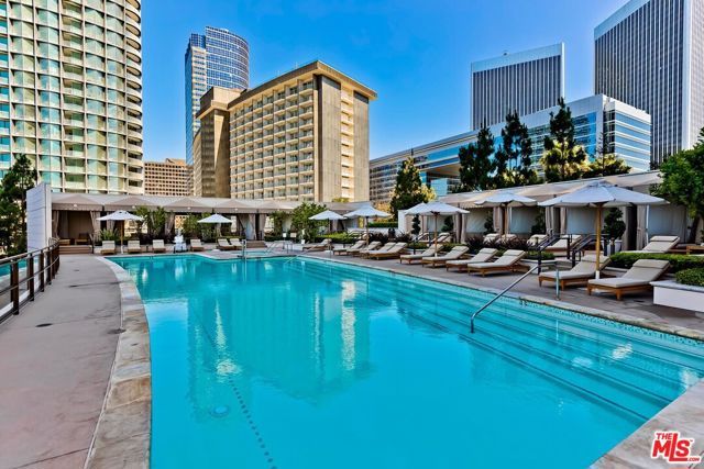 1 W Century Drive 21A, Los Angeles, CA 90067
