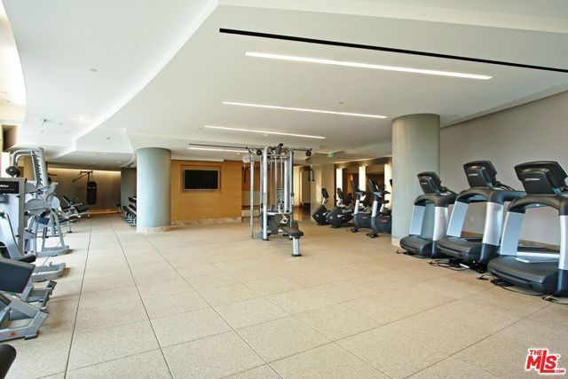 1 W Century Drive 21A, Los Angeles, CA 90067