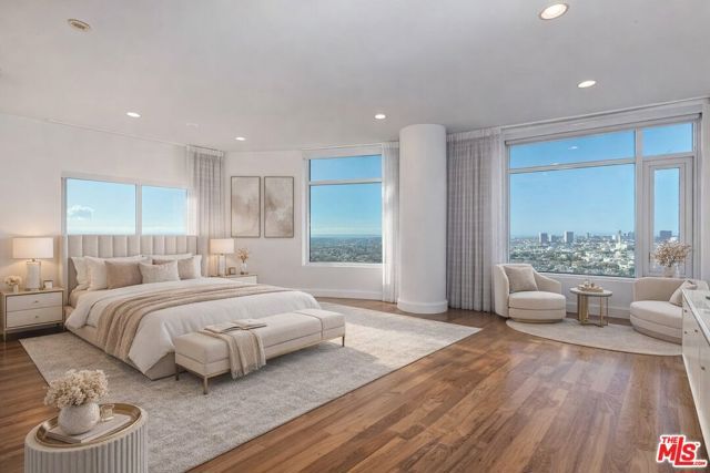 1 W Century Drive 21A, Los Angeles, CA 90067