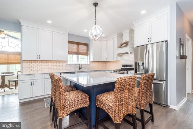 119 BRADFORD DR, Schwenksville, PA 19473