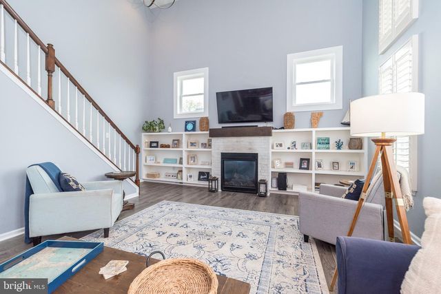 119 BRADFORD DR, Schwenksville, PA 19473