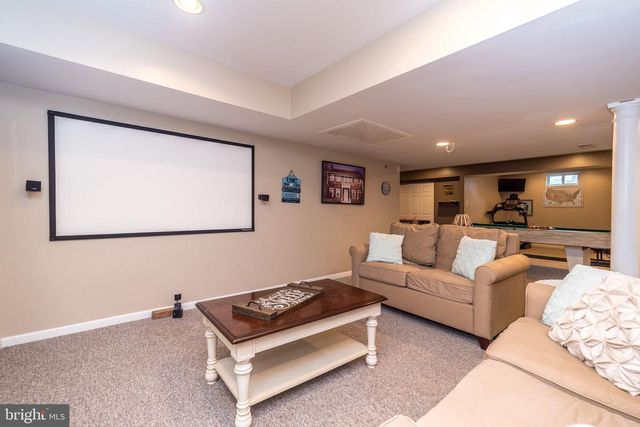 119 BRADFORD DR, Schwenksville, PA 19473