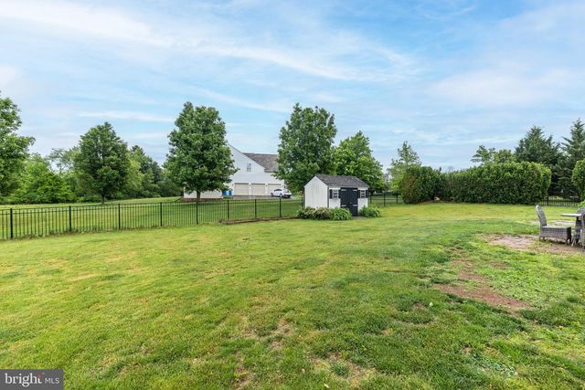 119 BRADFORD DR, Schwenksville, PA 19473