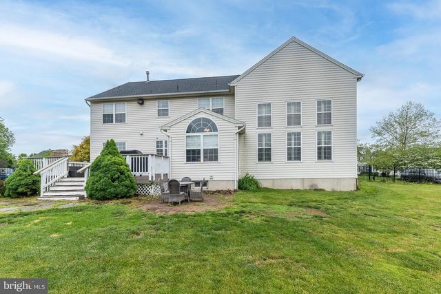 119 BRADFORD DR, Schwenksville, PA 19473