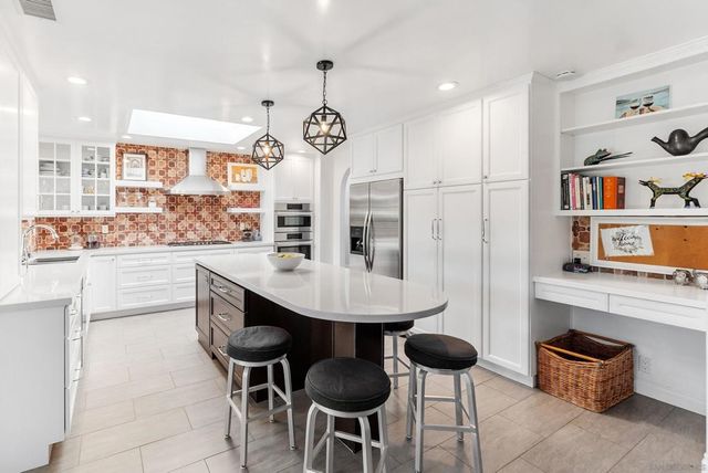 16405 Bronco Ln, Poway, CA 92064