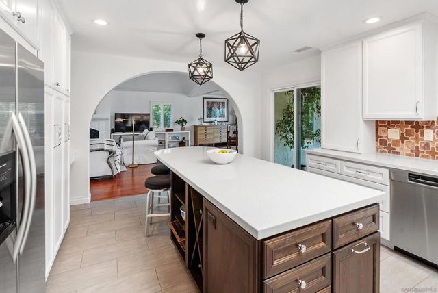 16405 Bronco Ln, Poway, CA 92064