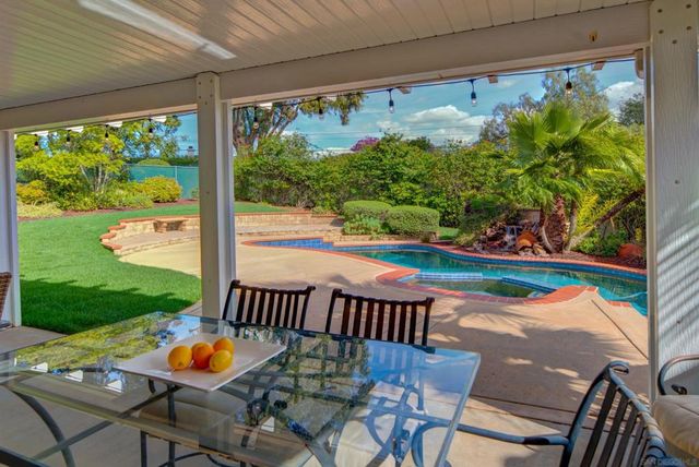 16405 Bronco Ln, Poway, CA 92064