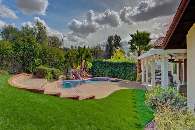 16405 Bronco Ln, Poway, CA 92064
