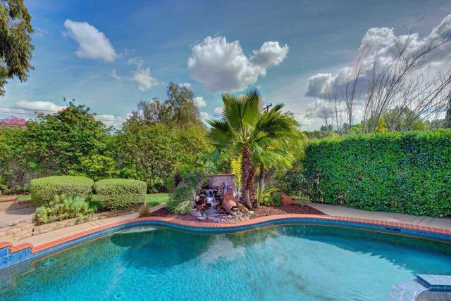 16405 Bronco Ln, Poway, CA 92064