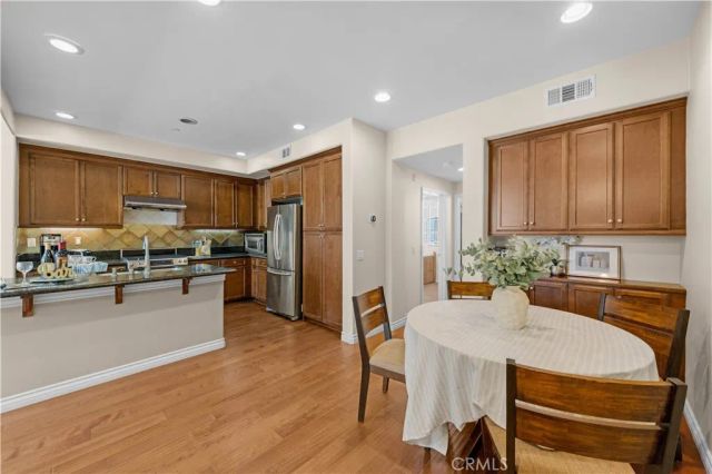 80 Full Moon, Irvine, CA 92618