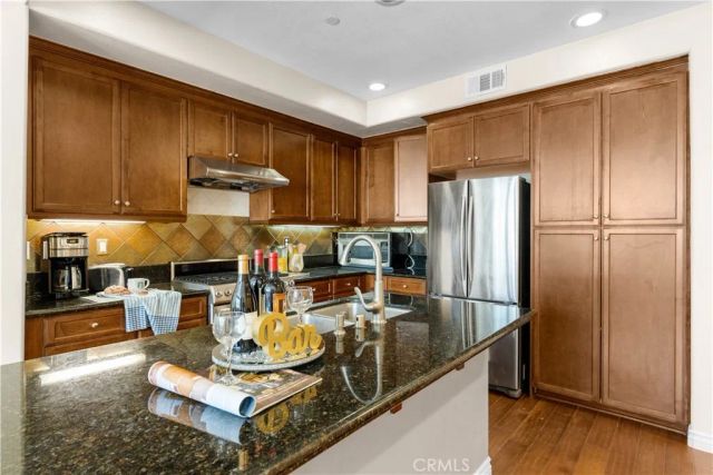 80 Full Moon, Irvine, CA 92618