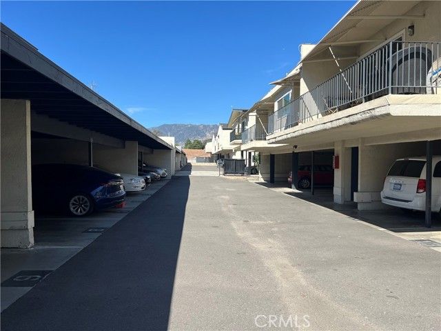 265 N Oakland 7, Pasadena, CA 91101