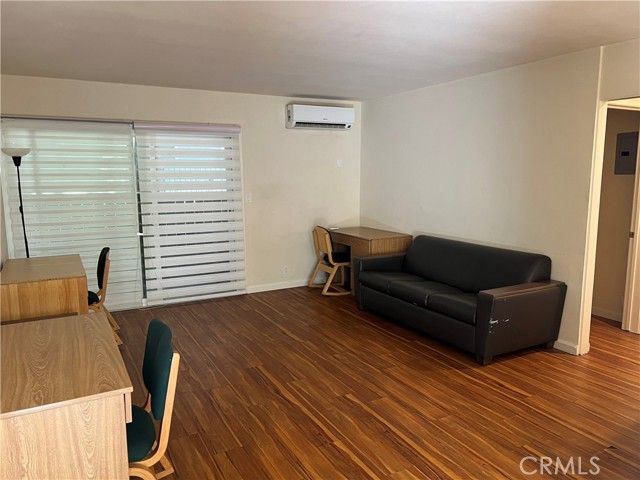 265 N Oakland 7, Pasadena, CA 91101