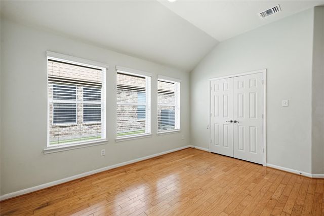12811 Flat Creek Drive, Pearland, TX 77584