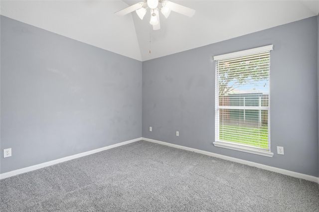 12811 Flat Creek Drive, Pearland, TX 77584