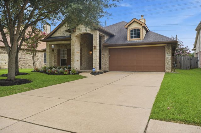 12811 Flat Creek Drive, Pearland, TX 77584